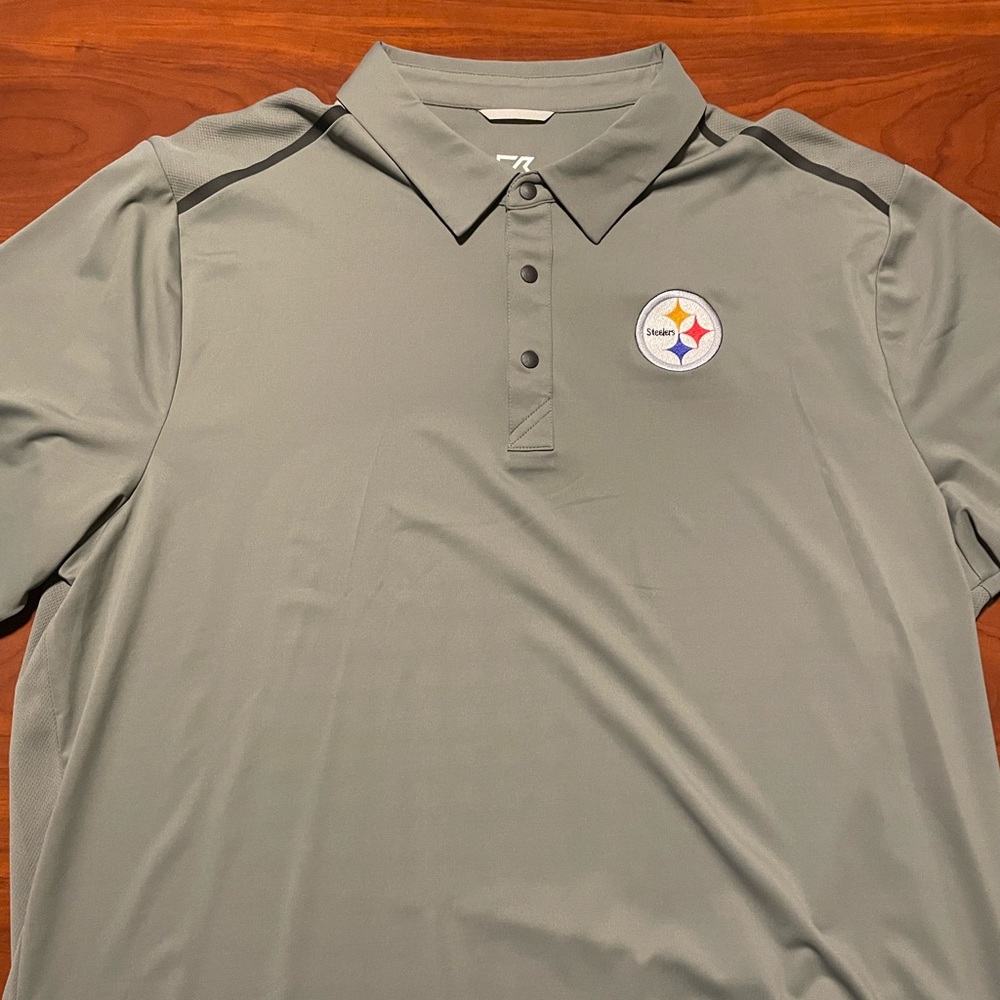 *LIKE NEW* Steelers Polo Shirt. SZ: XL